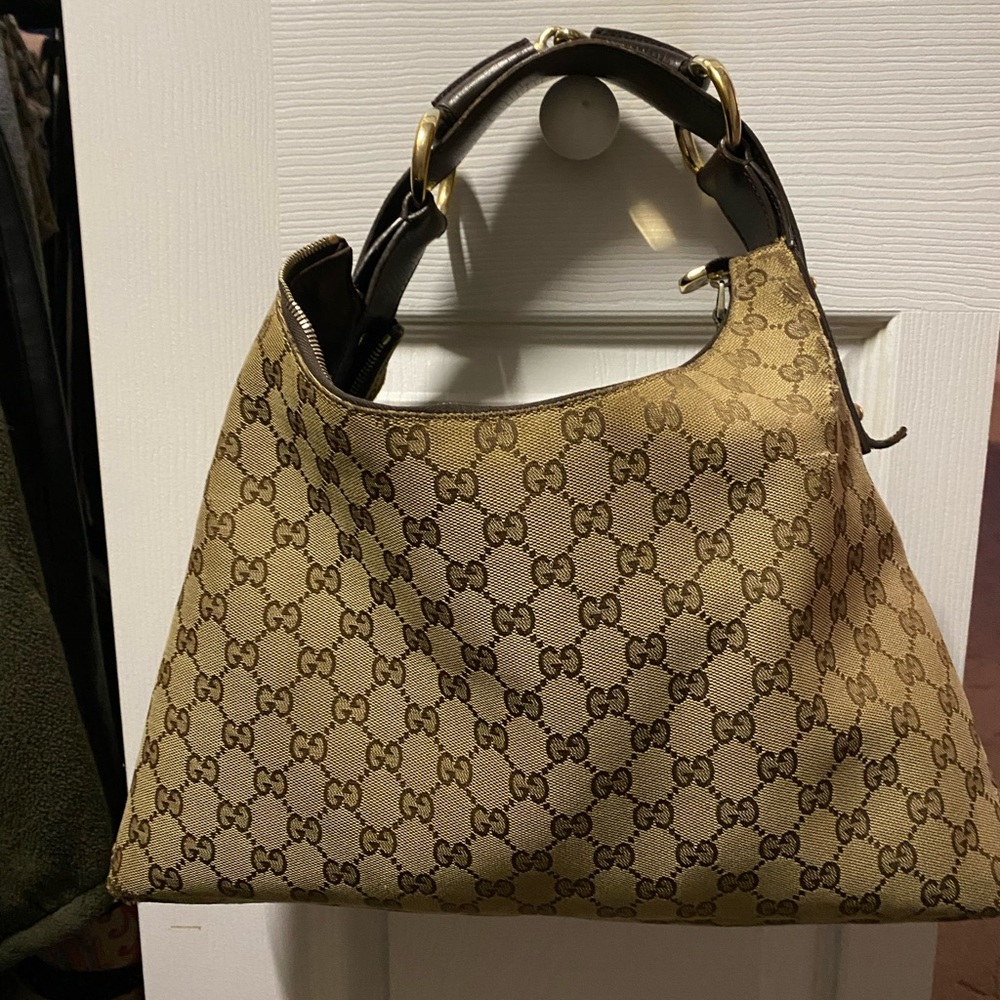 Authentic GUCCI Horsebit Canvas Medium Hobo Bag PreOwned.